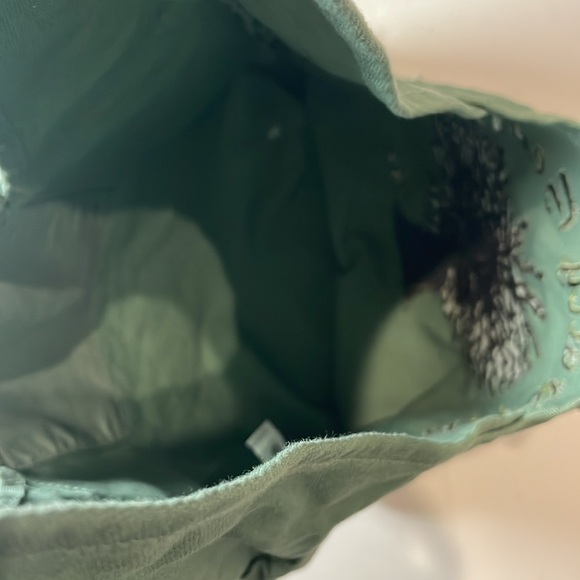 Naturally Beautiful Green 100% Cotton Tote - Picture 7 of 10